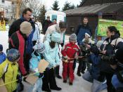 Oficiální otevření Ježíškovy cesty bylo 8.12.2007, kdy pan starosta Božího Daru Jan Horník s dětmi přestřihl slavnostní pásku k Ježíškově cestě. Česká televize vše natočila